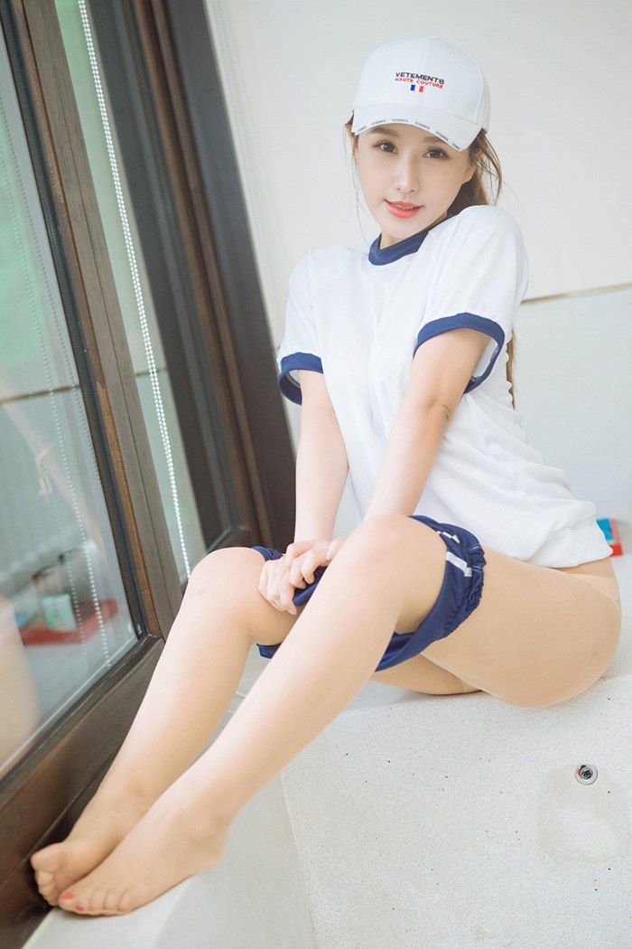 51品茶运动女孩徐安安肉丝蜜臀触手可得(34)