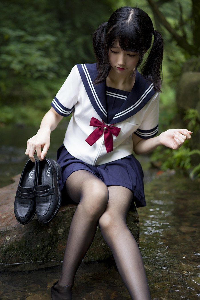 寻欢阁激萌学生妹魔物喵黑丝制服野外露出(13)