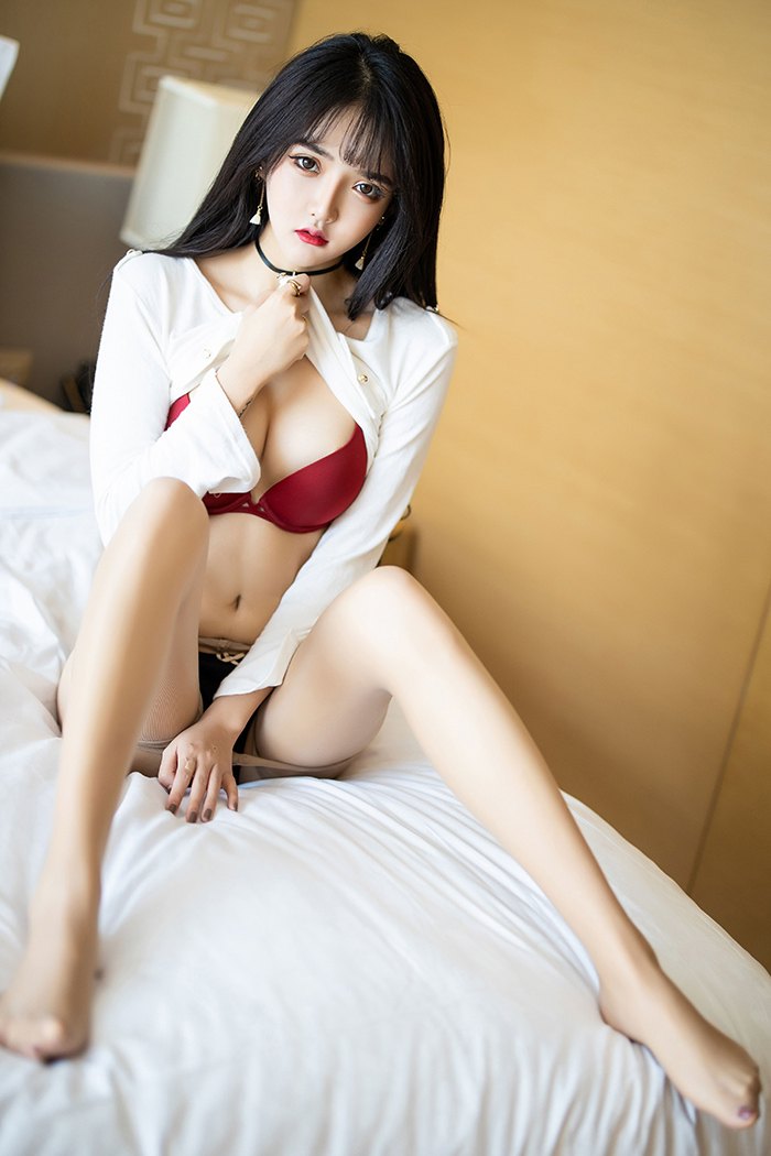 女主天地热辣小妹Miko酱肉丝玉足搔首弄姿(56)