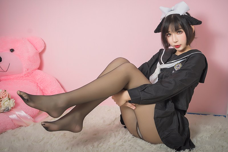 探花楼性感COS小酥酱美腿深沟可爱可口(28)