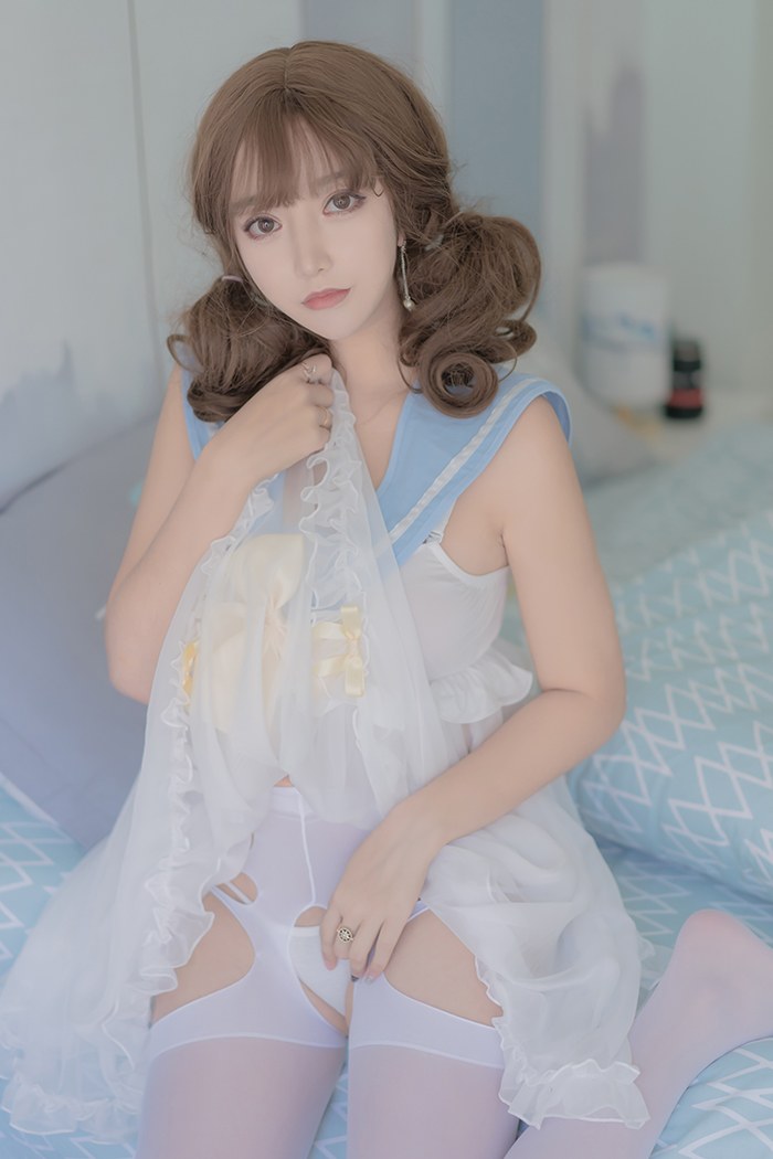 荆棘鸟论坛宅男女神米线线开档丝袜大秀美乳(33)