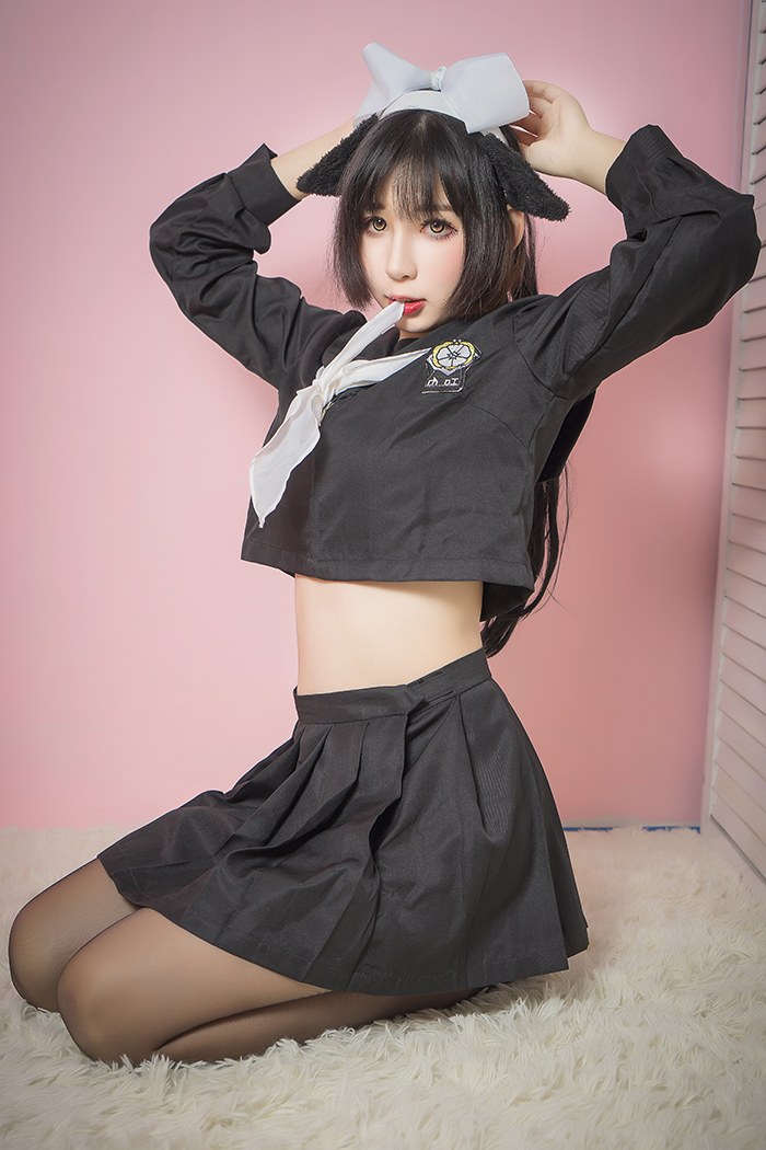 探花楼性感COS小酥酱美腿深沟可爱可口(21)