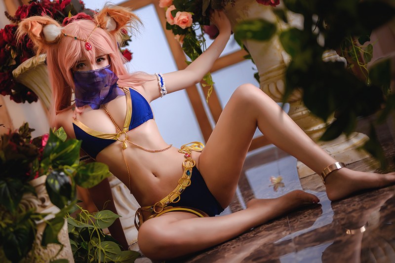花社区极品狐妖抱走莫子傲人美乳夺你魂(36)