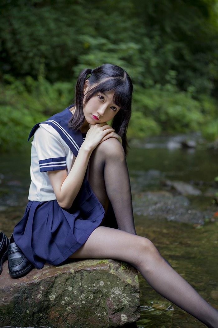 寻欢阁激萌学生妹魔物喵黑丝制服野外露出(5)