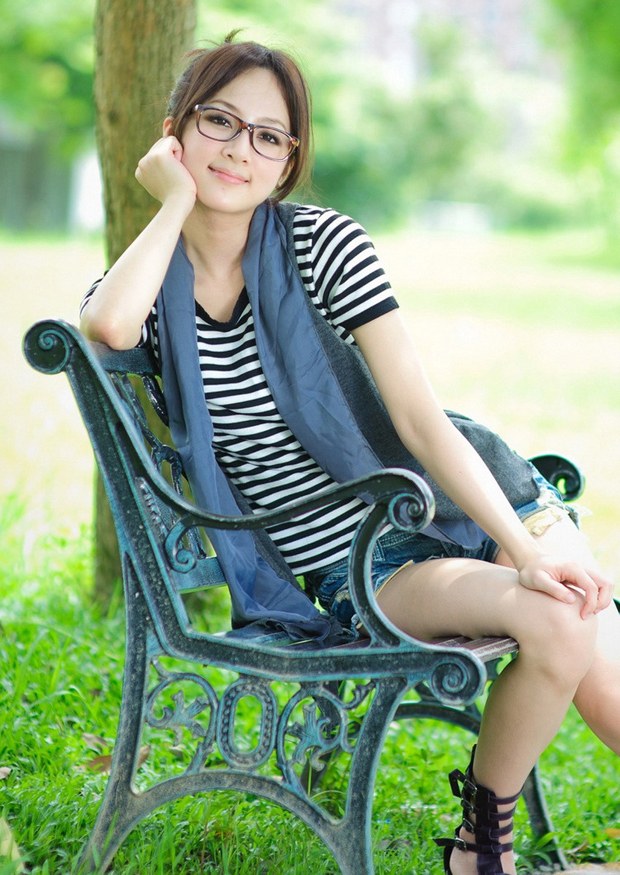 台湾女生果子MM最新写真出炉51青楼(7)