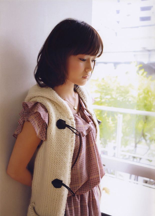 日本美女龟井绘里写真套图搜书吧(15)