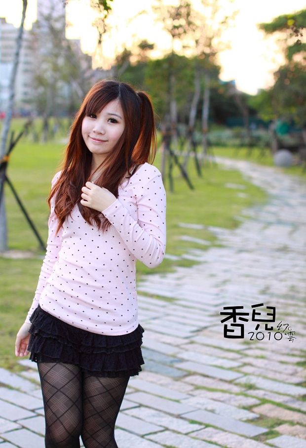 清纯MM香儿华山写真 笑容很甜很美69风流(2)