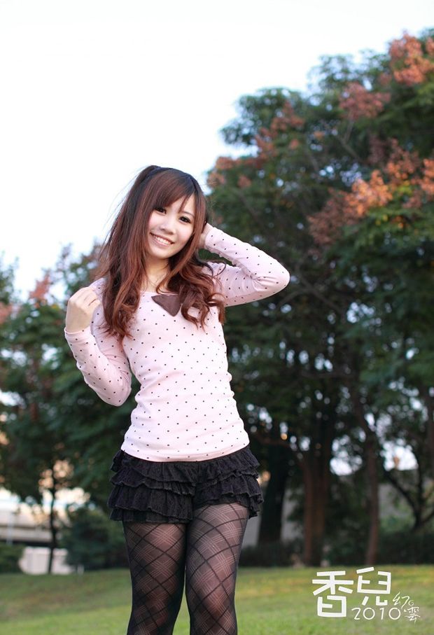 清纯MM香儿华山写真 笑容很甜很美69风流(5)