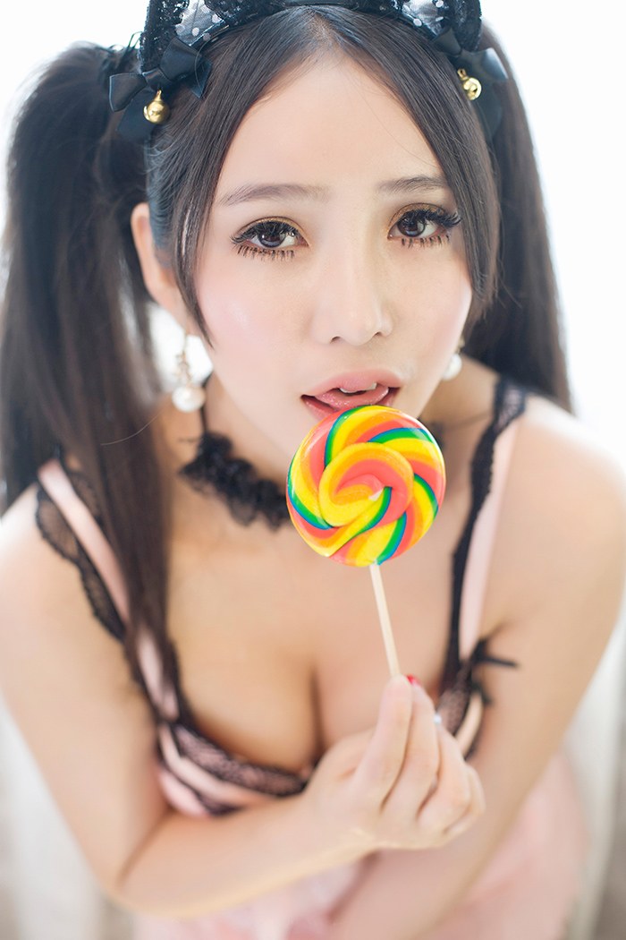 肥臀姐姐艾弥湿身诱惑让人垂涎三尺我爱原味网(23)