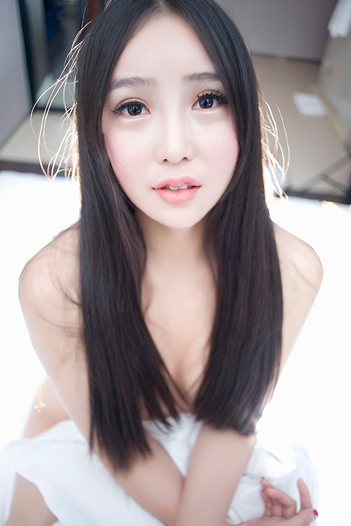 肥臀姐姐艾弥湿身诱惑让人垂涎三尺我爱原味网(35)