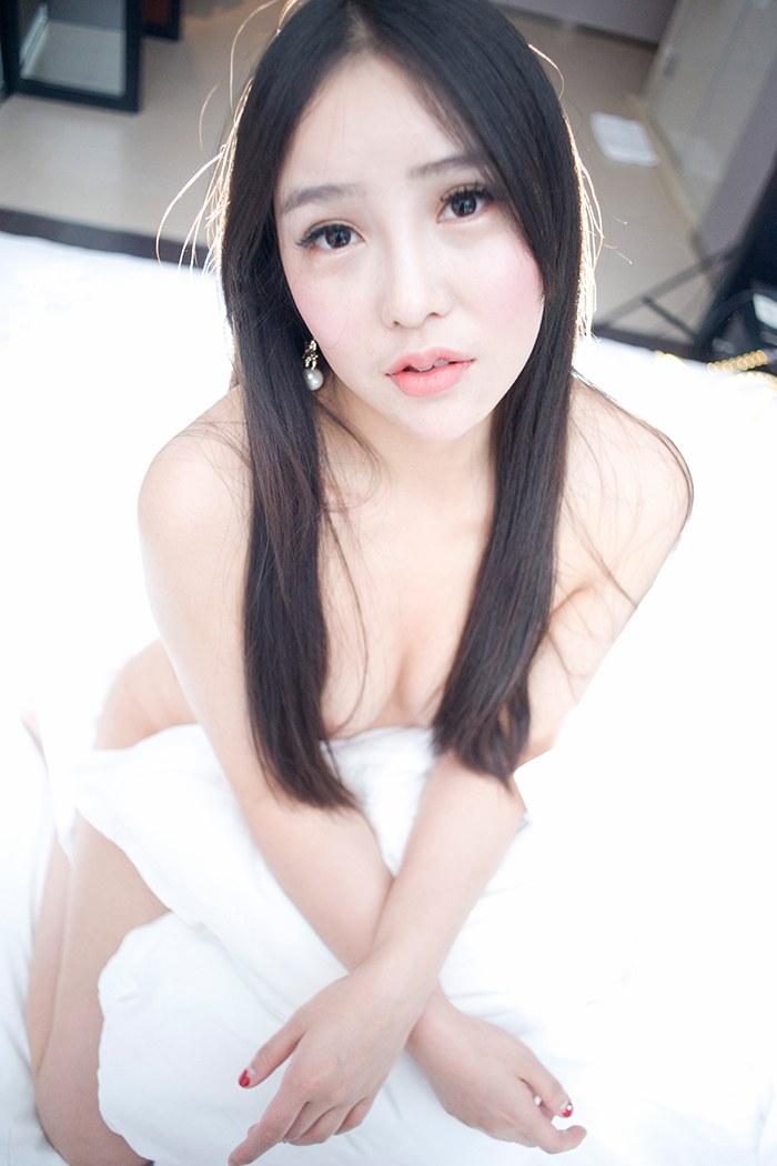 肥臀姐姐艾弥湿身诱惑让人垂涎三尺我爱原味网(37)